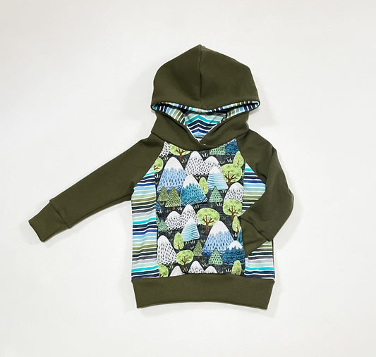 Seaside Hoodie with Front Pocket - 12/18m